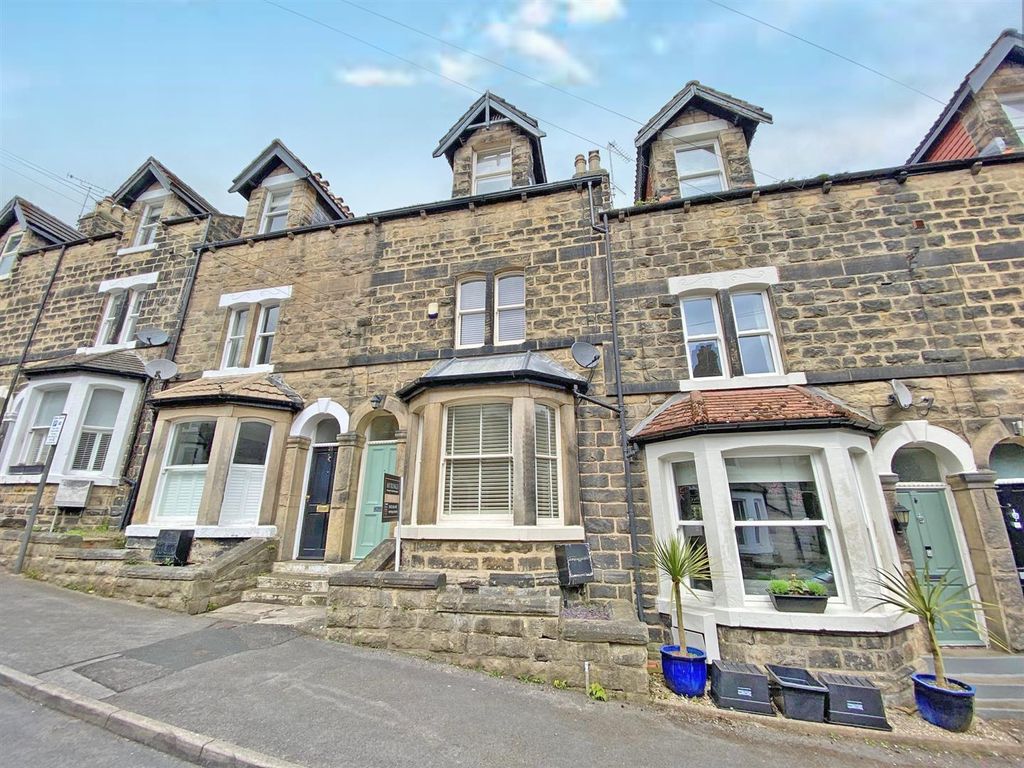 3 bed terraced house for sale in Valley Road, Harrogate HG2 Zoopla