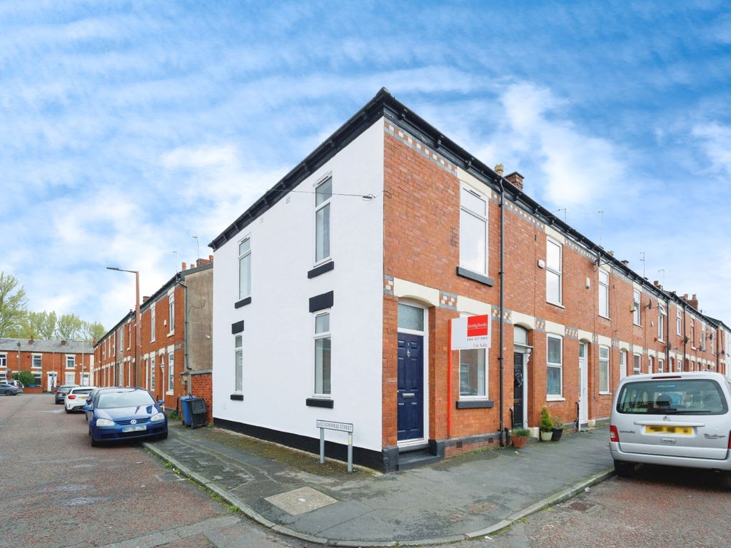 2 bed end terrace house for sale in Cheviot Close, Stockport, Greater