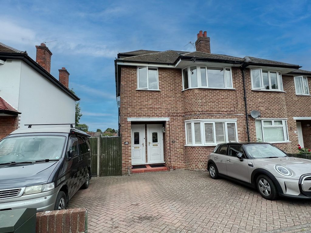 4 bed for sale in Lavender Road, Carshalton, Surrey SM5 Zoopla