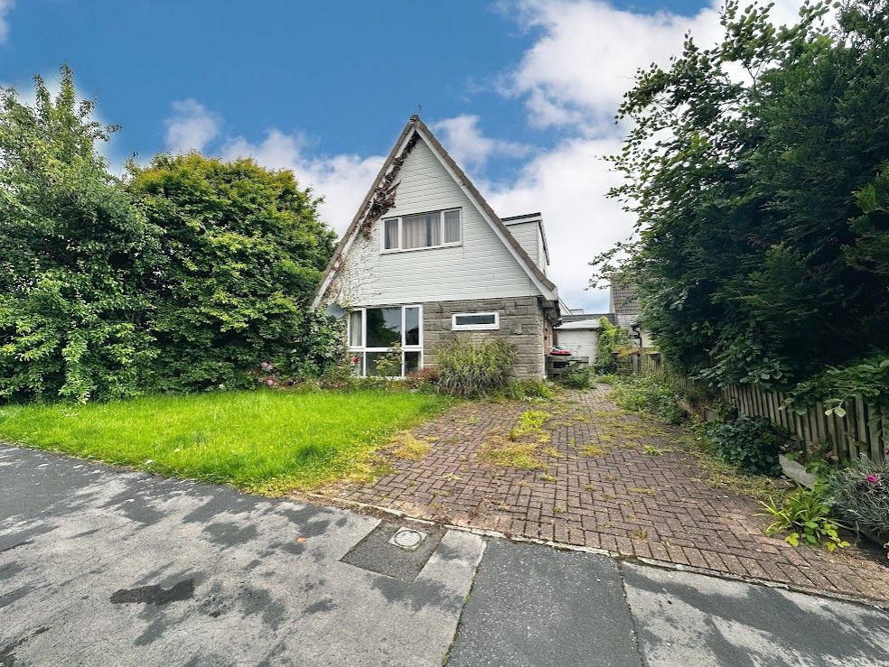 3 bed bungalow for sale in Wyreside Drive, Hambleton FY6, £175,000 Zoopla