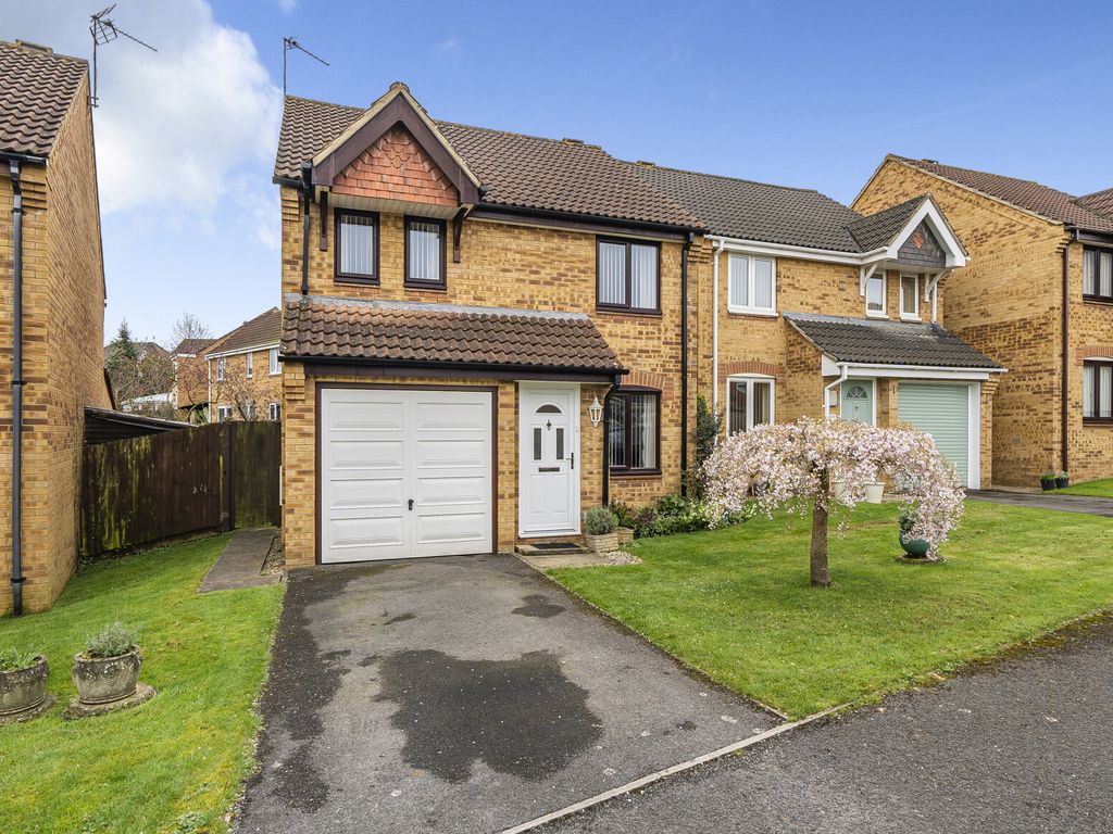 3 bed detached house for sale in Home Field Close, Emersons Green