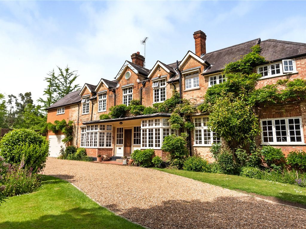 5 bed detached house for sale in Highwood Hill, Mill Hill, London NW7