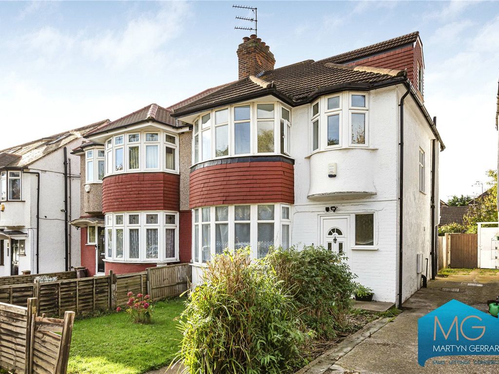 4 bed semidetached house for sale in Page Street, London NW7, £750,000