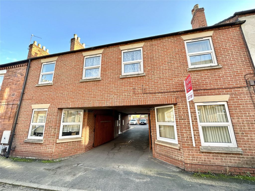 1 bed terraced house to rent in Oxford Street, Grantham, Lincolnshire