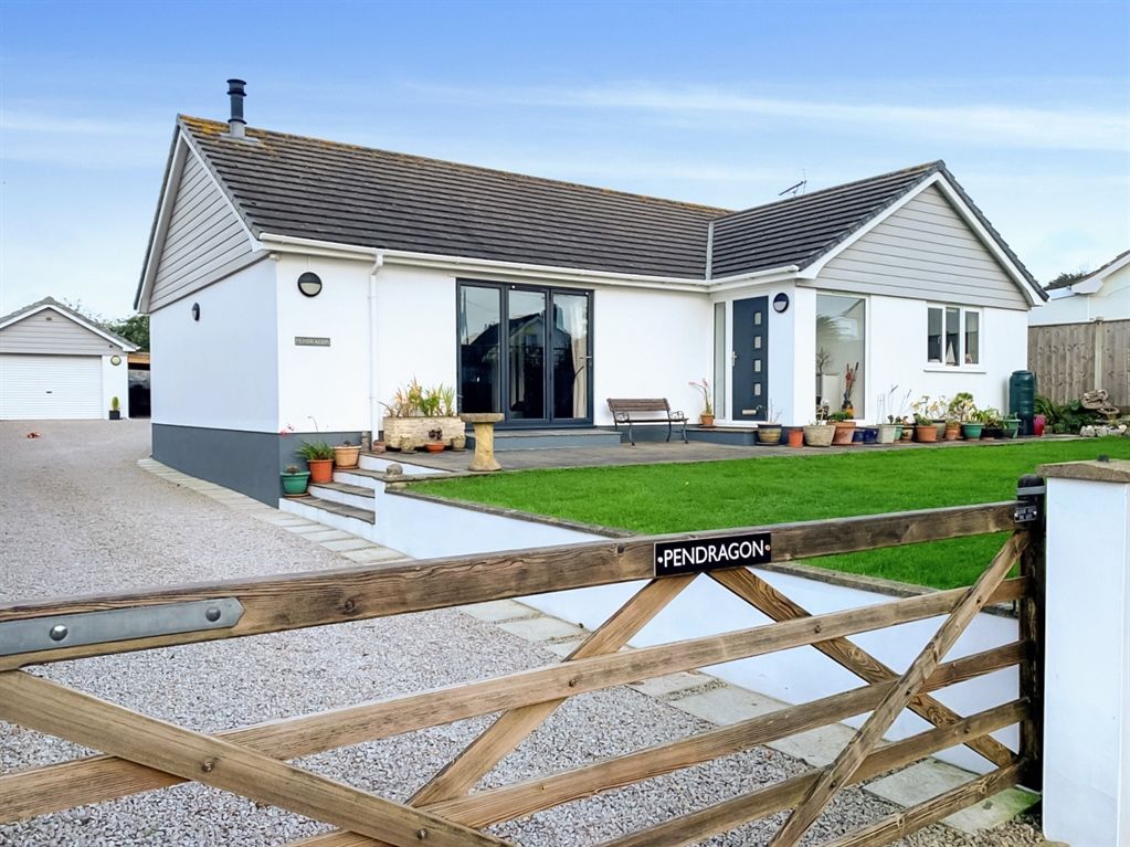 4 bed detached bungalow for sale in Pengersick Lane, Germoe, Penzance