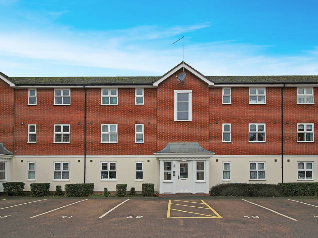 Whinchat, Aylesbury, Buckinghamshire HP19  