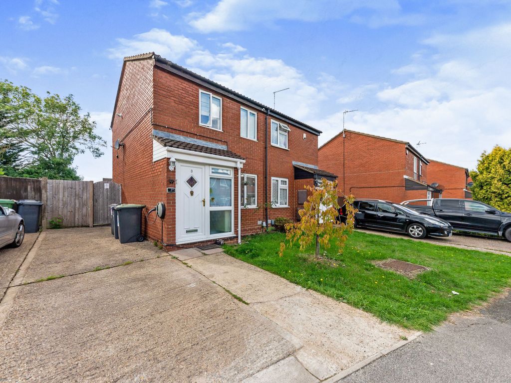 Swallow Close, Luton, Bedfordshire LU4  