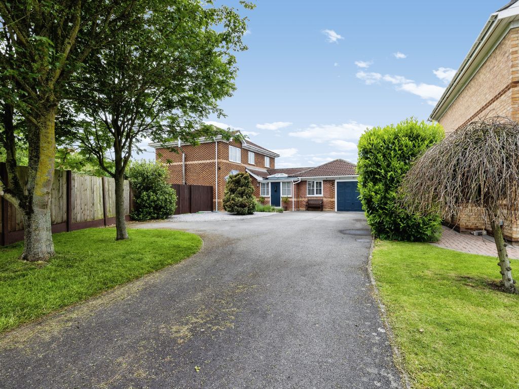 4 bed detached house for sale in Larch Avenue, Nettleham, Lincoln LN2