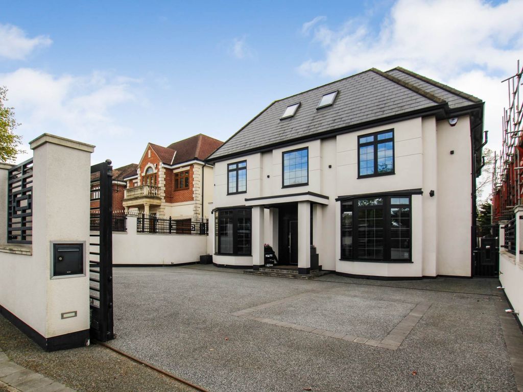 Detached house for sale in Tomswood Road, Chigwell IG7, £3,000,000 Zoopla
