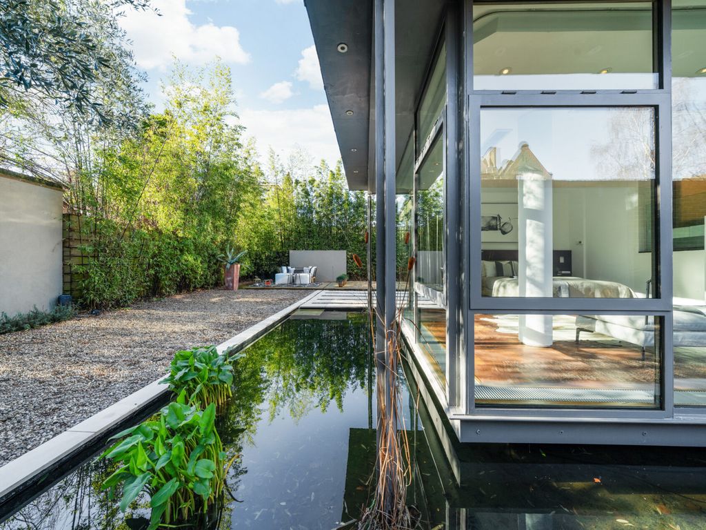 Hotham Road, Putney SW15  