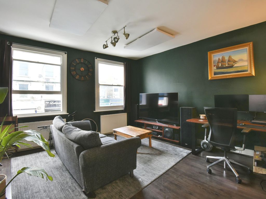 1 bed flat for sale in Coldharbour Lane, Brixton Loughborough Junction