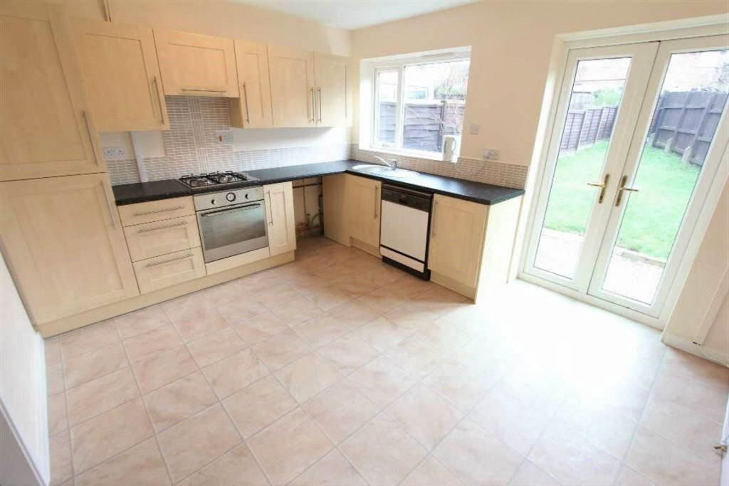 2 bed end terrace house for sale in Moore Road, Barwell, Leicester LE9