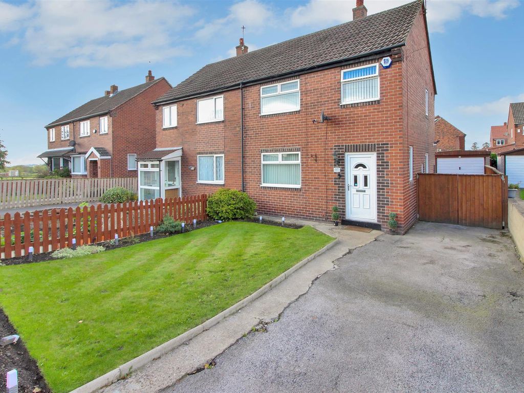 3 bed semidetached house for sale in Astley Lane, Swillington, Leeds