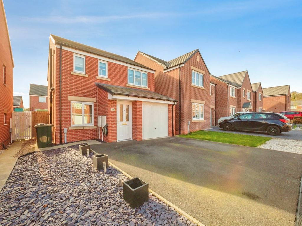 3 bed detached house for sale in Hayes Walk, WathUponDearne