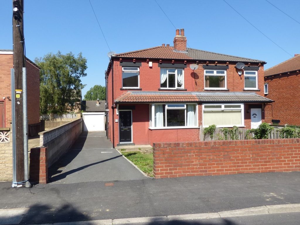3 bed semidetached house for sale in Waterloo Lane, Bramley, Leeds