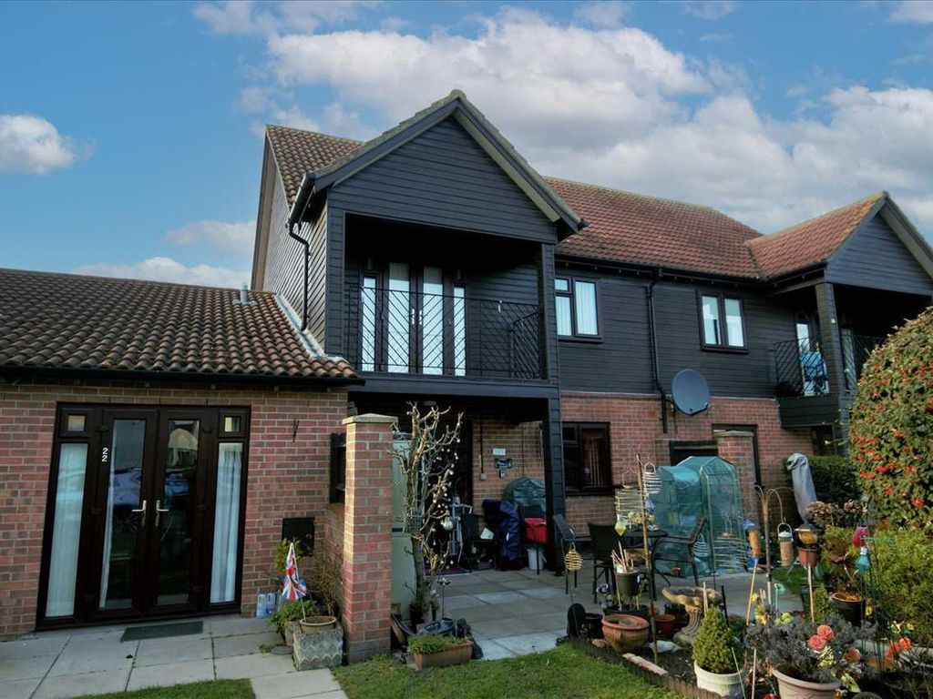 1 bed flat for sale in Bader Court, Martlesham Heath, Ipswich IP5 Zoopla