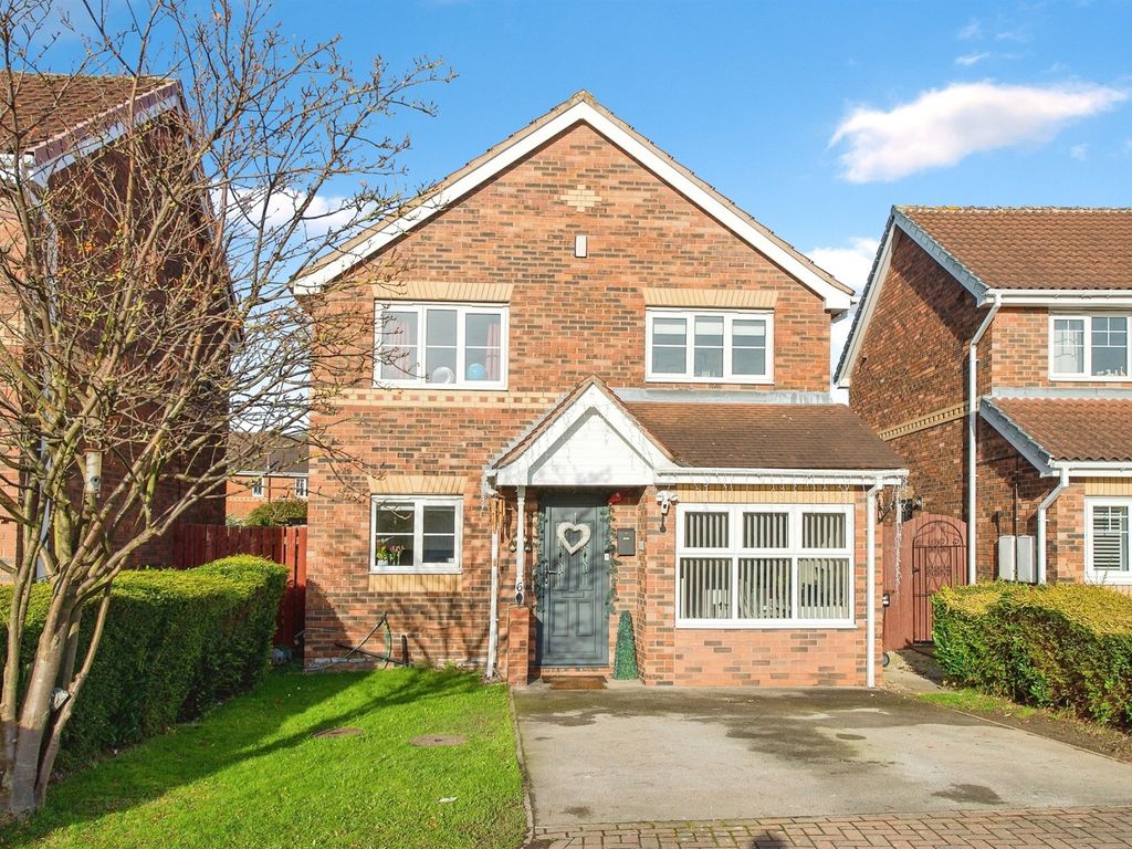 4 bed detached house for sale in Marsh Road, Whitwood, Castleford WF10