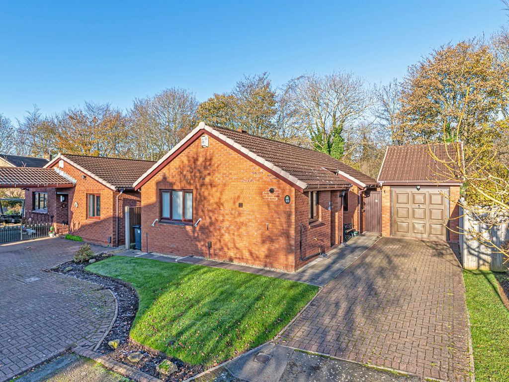 3 bed detached bungalow for sale in Peckforton Drive, Sutton Weaver