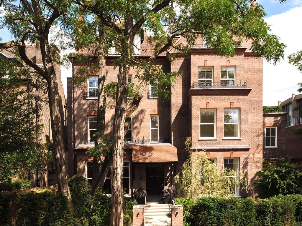2 bed flat for sale in Maresfield Gardens, Hampstead NW3, £3,250,000