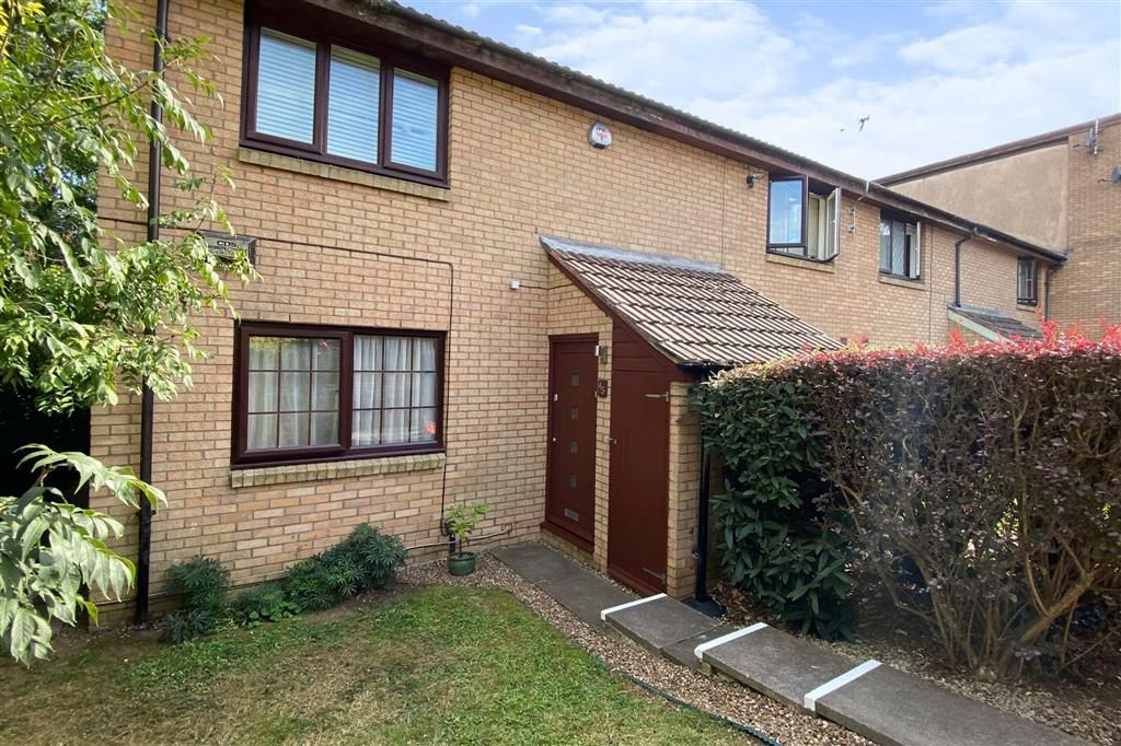 1 bed flat for sale in Forest View, Fairwater, Cardiff CF5, £80,000