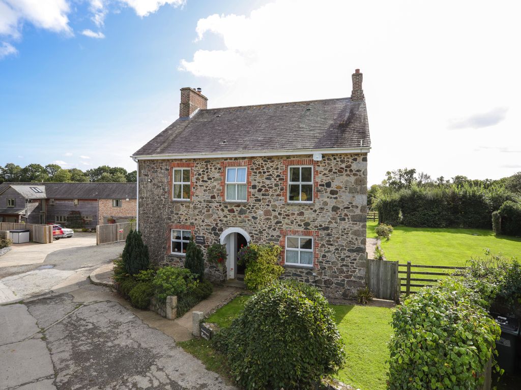 5 bed farmhouse for sale in The Conifers, New Park, Bovey Tracey, Newton Abbot TQ13, £795,000