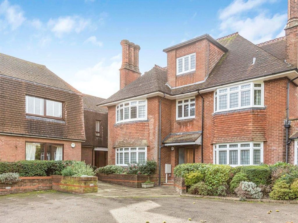 3 bed flat for sale in Borodale, Kirkwick Avenue, Harpenden AL5, £1,100,000 Zoopla