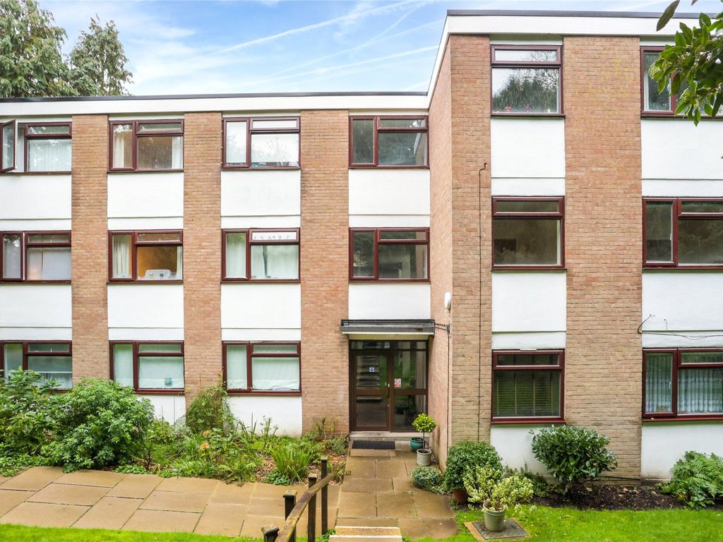 4 bed flat for sale in Beechcroft Manor, Weybridge KT13 Zoopla