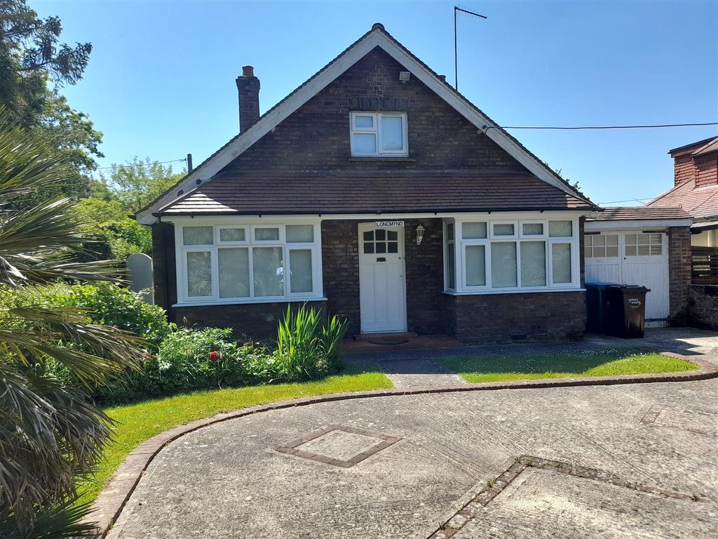 4 bed detached bungalow for sale in Shripney Lane, Shripney, Bognor