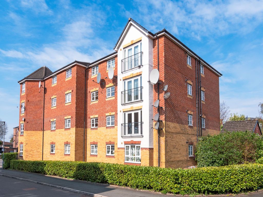 2 bed flat for sale in Keane Court, Cheetham Hill M8, £131,000 Zoopla
