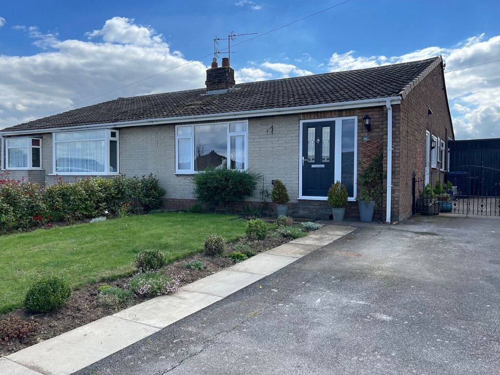 2 bed bungalow for sale in Orchard Way, Thorpe Willoughby, Selby, North
