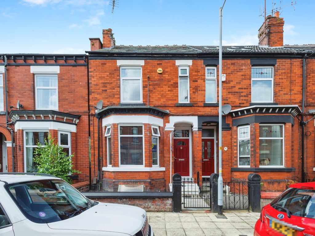 3 bed terraced house for sale in Crescent Road, Stockport, Greater