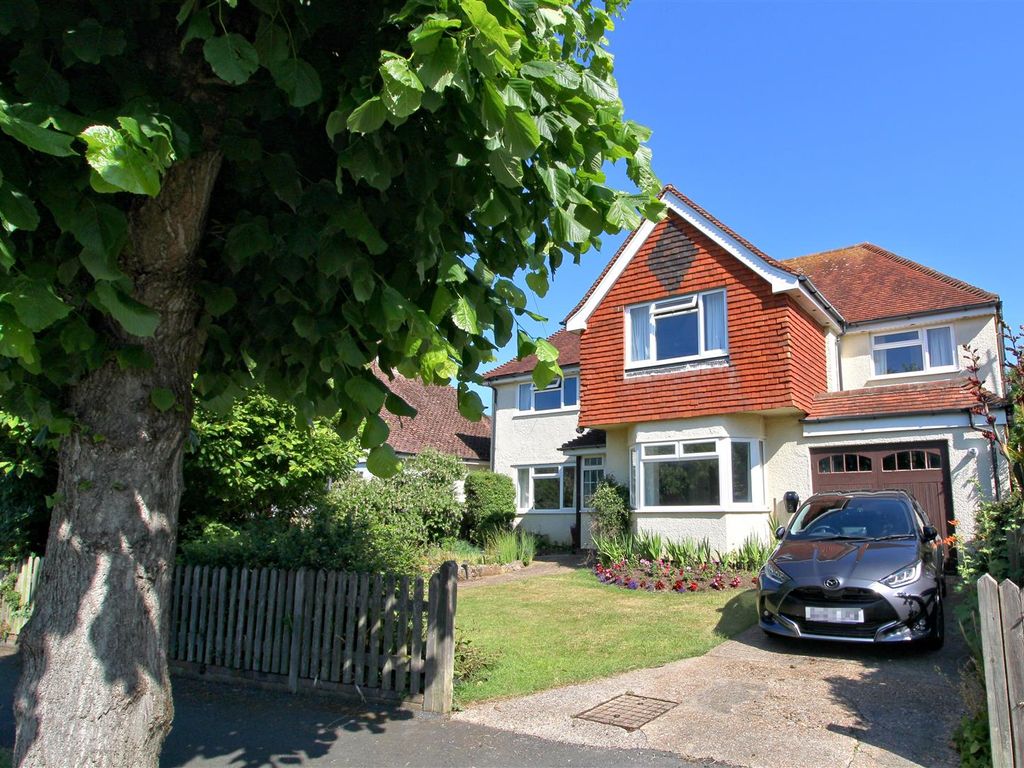 4 bed detached house for sale in Downsview Road, Seaford BN25, £700,000