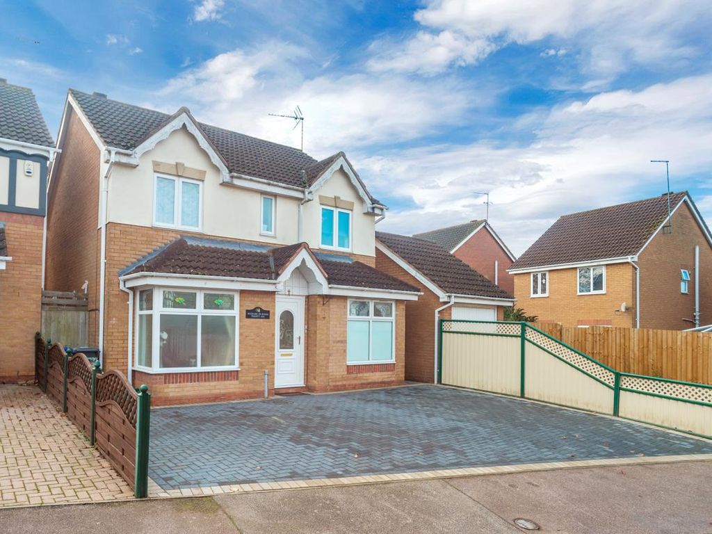 4 bed detached house for sale in Leah Bank, Delapre, Northampton NN4 Zoopla