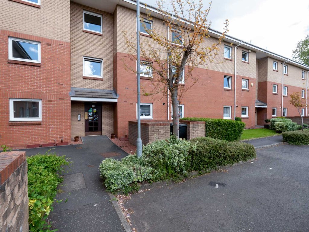 2 bed flat for sale in Mccourt Gardens, Bellshill ML4 Zoopla