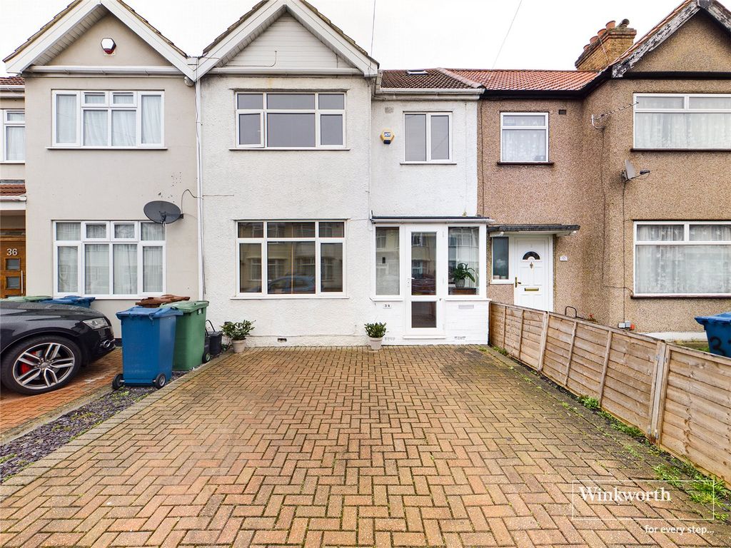 4 bed terraced house for sale in Loretto Gardens, Harrow HA3 Zoopla