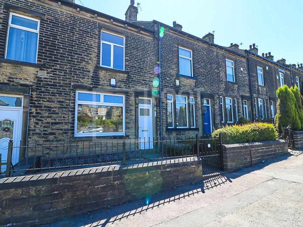 2 bed property to rent in St. Enochs Road, Wibsey, Bradford BD6, £995