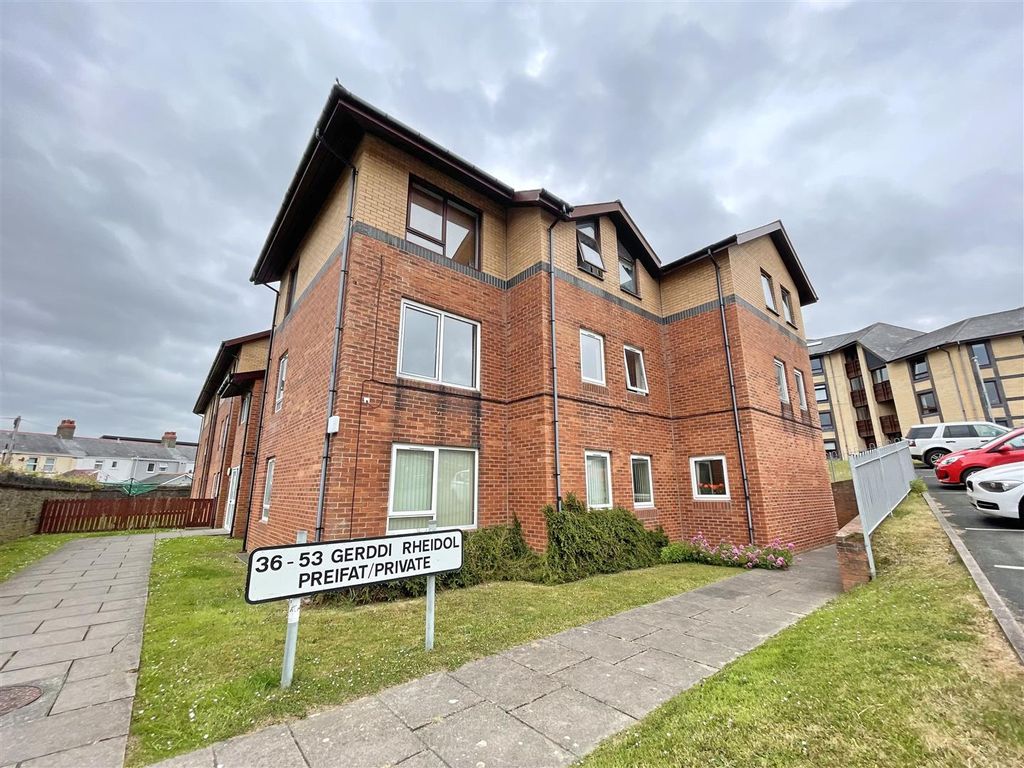 2 bed flat for sale in Gerddi Rheidol, Trefechan, Aberystwyth SY23 Zoopla