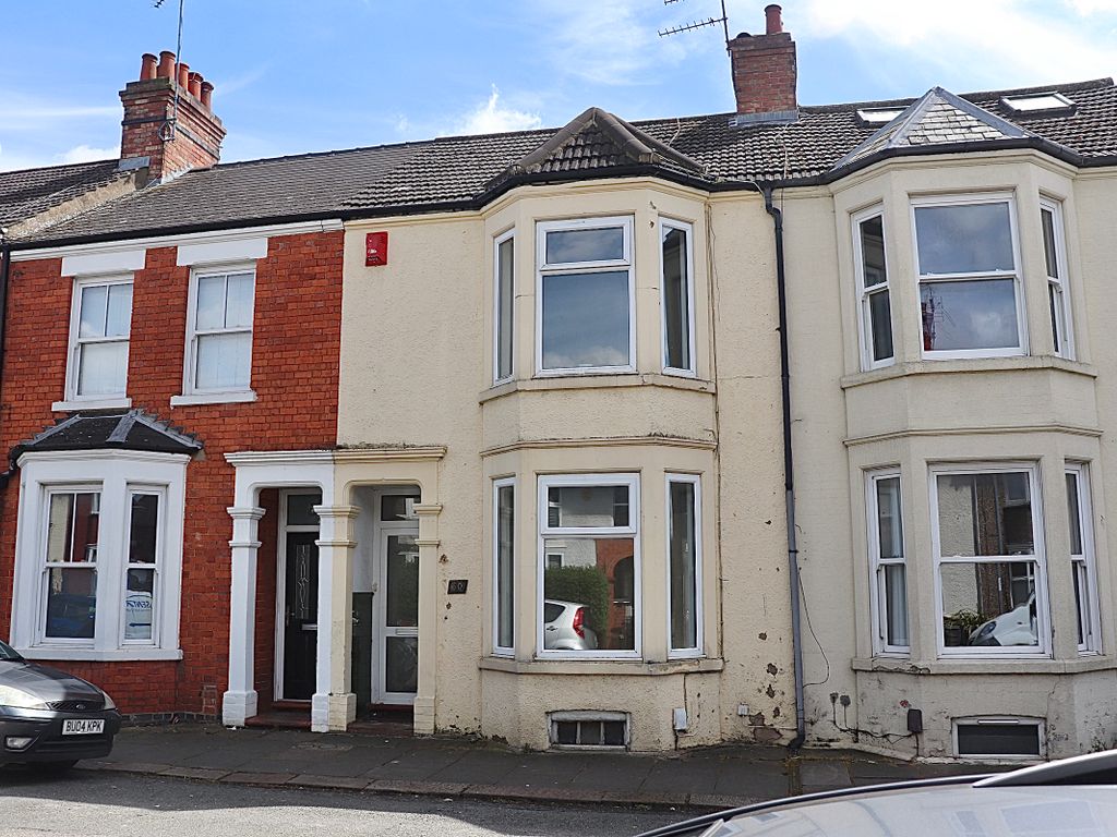 3 bed terraced house to rent in King Edward Road, Abington, Northampton