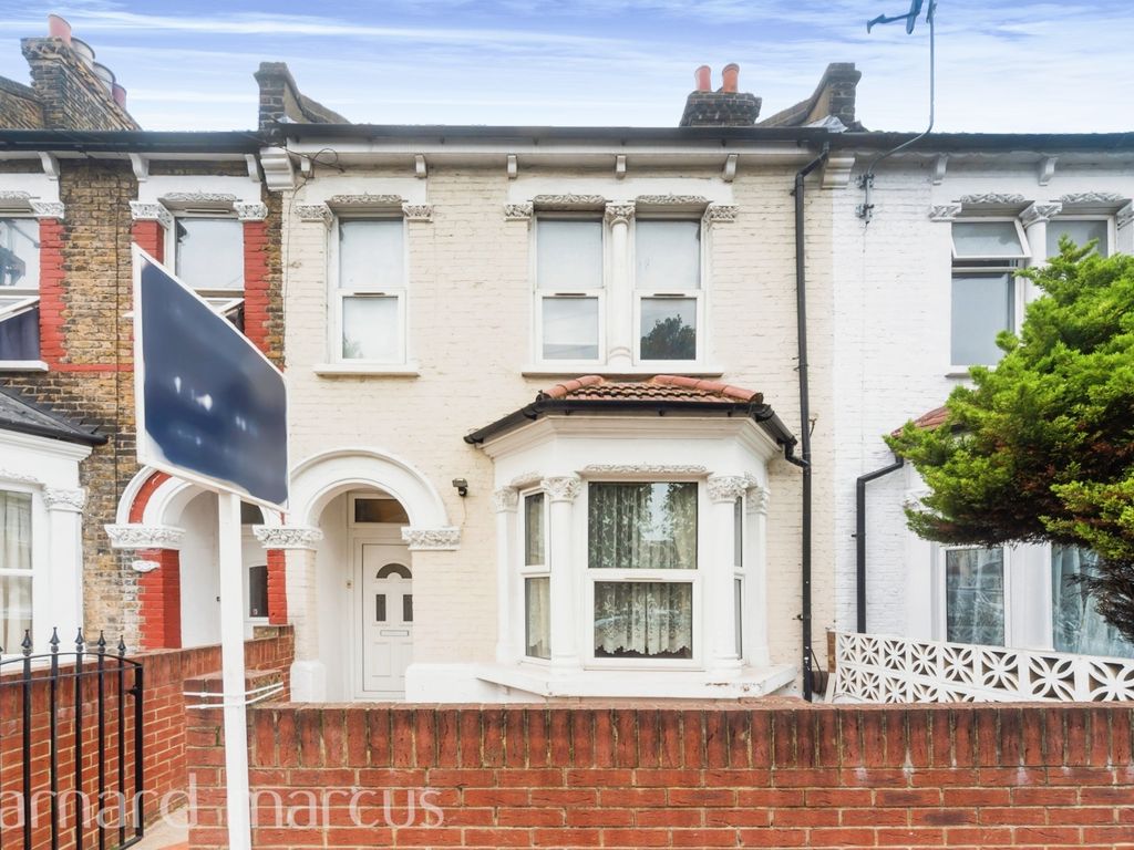 4 bed terraced house for sale in Selkirk Road, London SW17 Zoopla