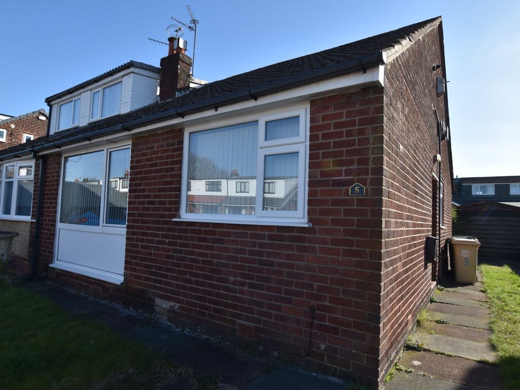 2 bed semidetached bungalow for sale in Heaton Avenue, Little Lever