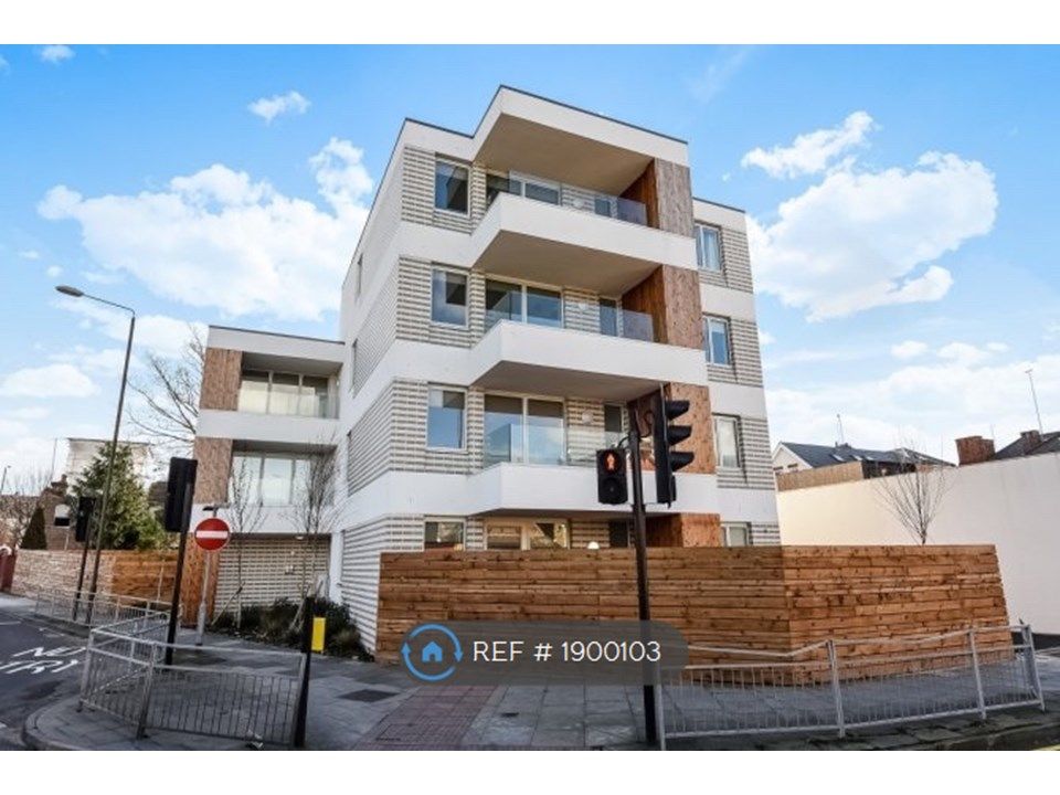 2 bed flat to rent in Greenwich, London SE10, £2,000 pcm Zoopla