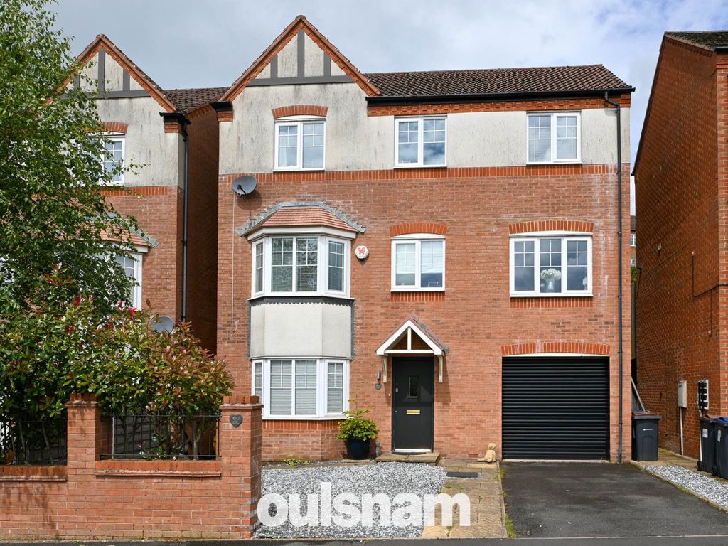 4 bed detached house for sale in Ley Hill Farm Road, Northfield