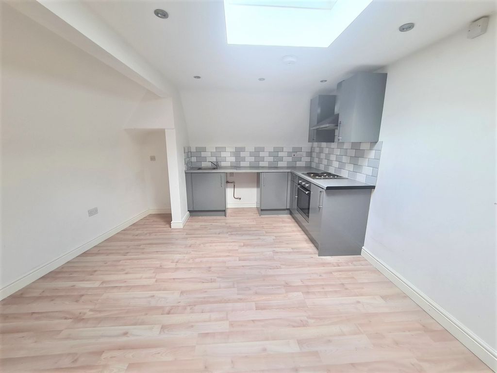 1 bed flat to rent in The Borough, Hinckley LE10, £675 pcm Zoopla