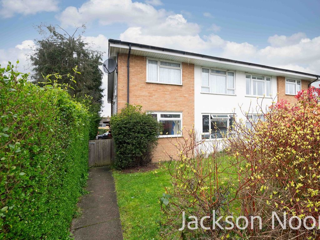 2 bed for sale in Collier Close, West Ewell KT19, £315,000