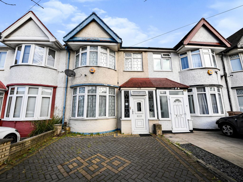 Hall Lane, Chingford E4  