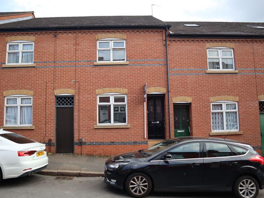 4 bed terraced house to rent in Buxton Street, Leicester LE2, £1,450
