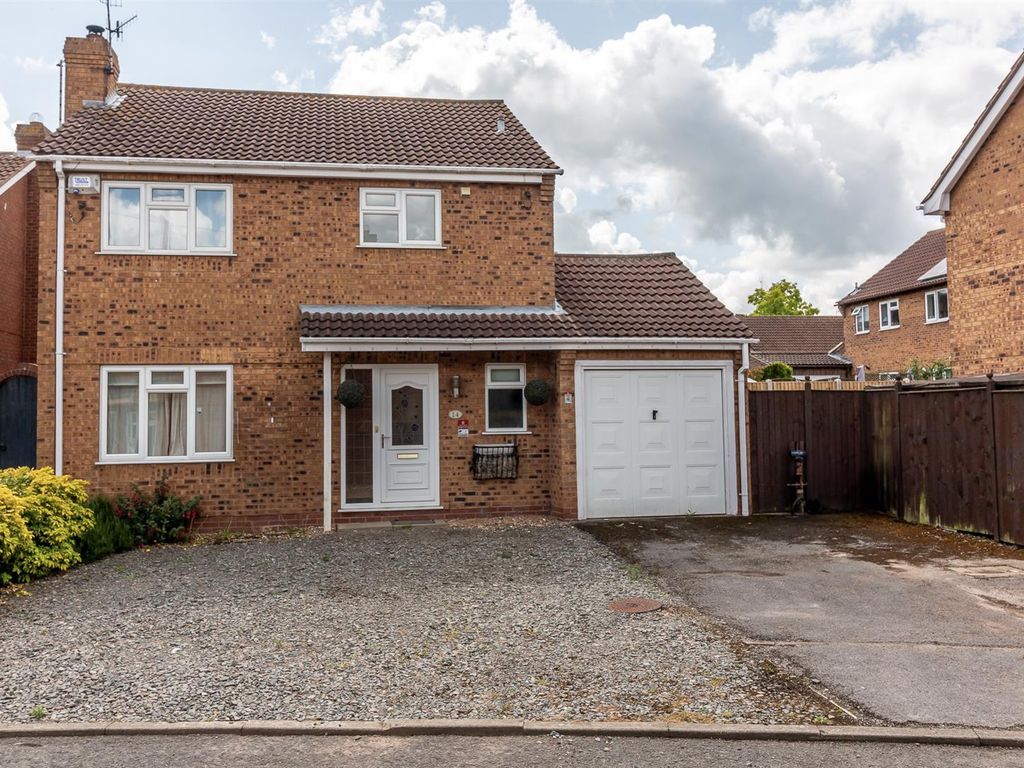 3 bed semidetached house for sale in Ash Lea Close, Cotgrave