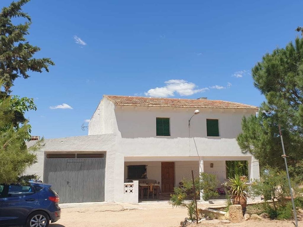 5 bed country house for sale in 30510 Yecla, Murcia, Spain, £66,402