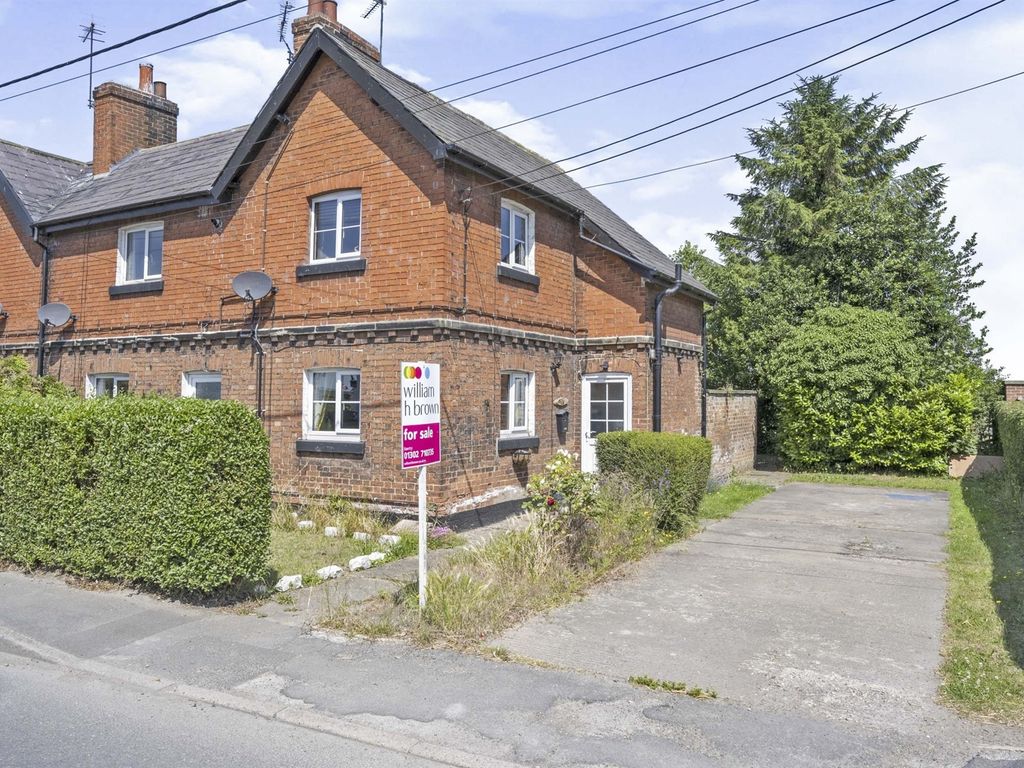2 bed cottage for sale in Brookes Cottages, Newington, Doncaster DN10