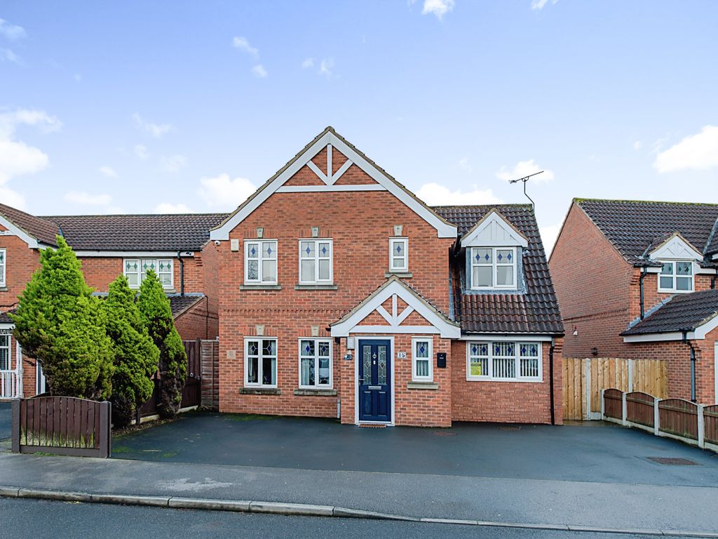 4 bed detached house for sale in Keystone Avenue, Glasshoughton